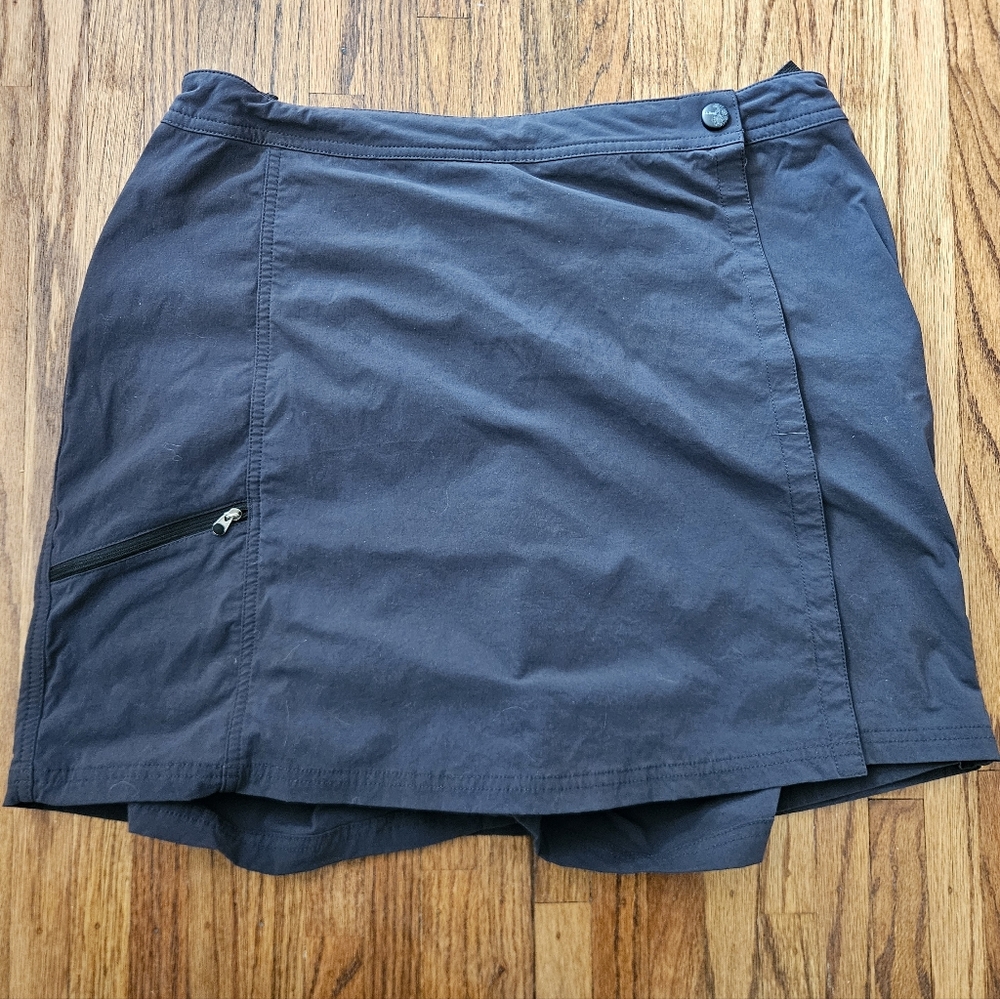 LL Bean Womens Wrap Skirt Skorts 12 Active Stretchy Gray Adjustable Waist Hiking